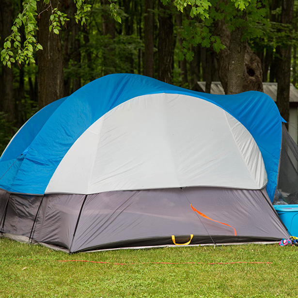 Camping sous la tente
